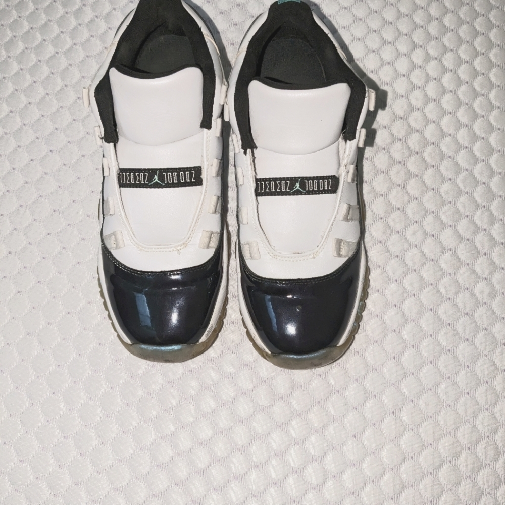 Jordan retro 11